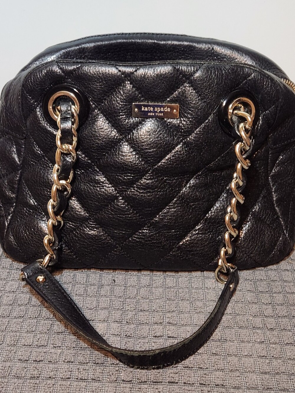 Kate Spade Gold Coast Maryanne Leather Quilted Gold Link Chain Handbag